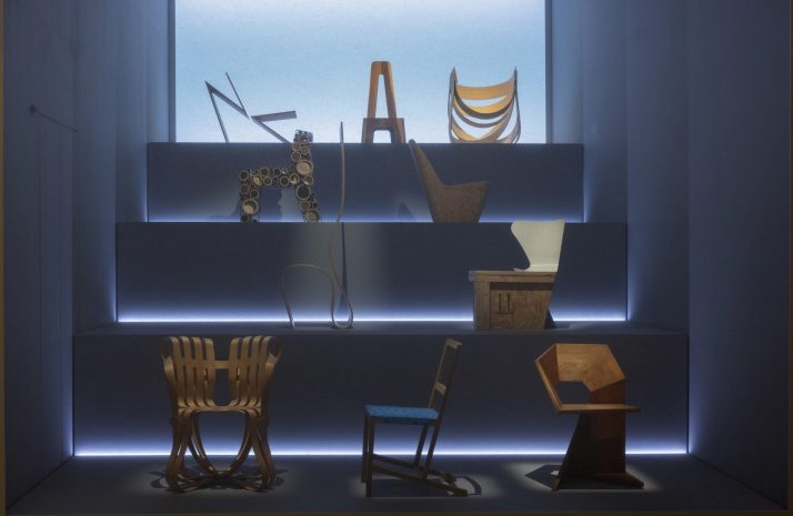 Robert Wilson, A Chair and You | The exhibition at MUDAC Lausanne | © Lucie Jansch Performing arts and set design magazine