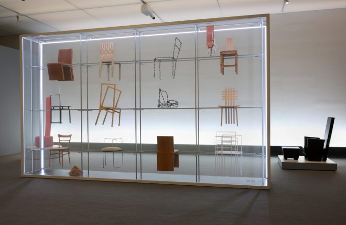 Robert Wilson, A Chair and You | The exhibition at MUDAC Lausanne | © Lucie Jansch Performing arts and set design magazine